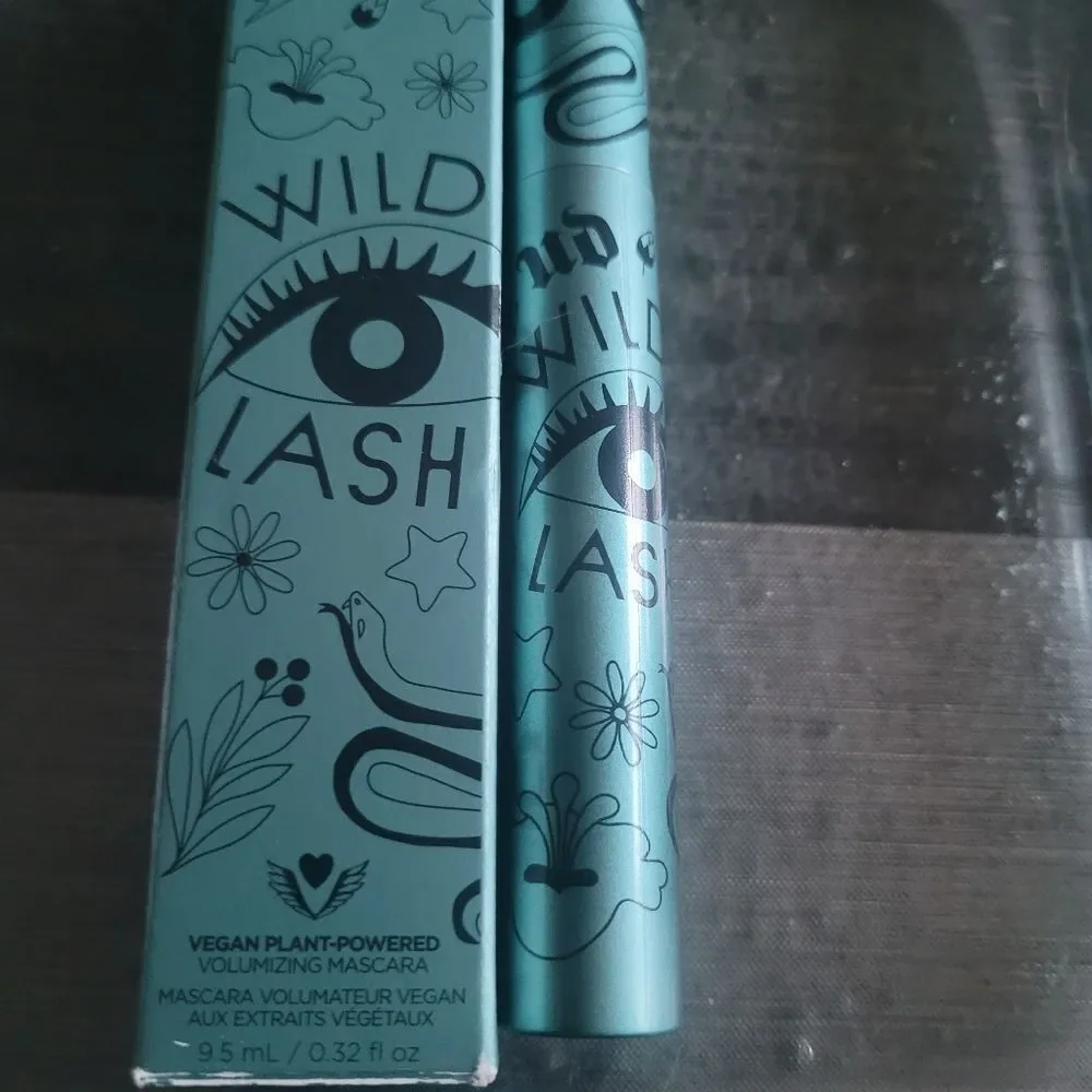 Urban Decay Wild Lash Vegan Plant Powered Volumizing Mascara Bkack New.